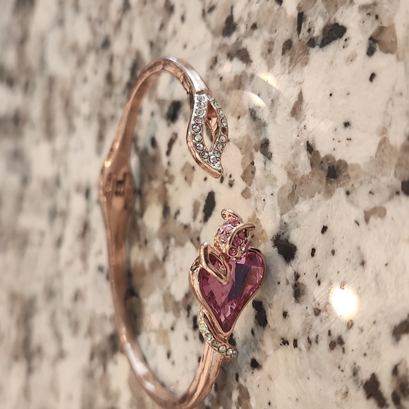 Bangle Bracelet - Picture 1 of 4